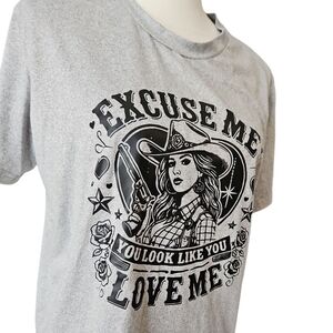 Gray Black Graphic T-Shirt Western Cowgirl Excuse Me Ella Langley Size Large